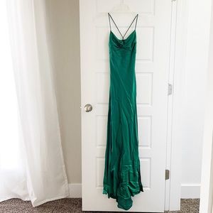 2000’s GREEN SATIN PROM / FORMAL DRESS